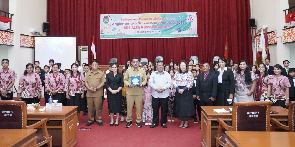 Meriah dan Penuh Makna: Pelepasan Siswa Siswi Kelas 6 SDS Alfa Omega Meriah dan Penuh Makna: Pelepasan Siswa Siswi Kelas 6 SDS Alfa Omega