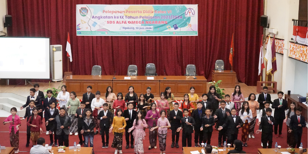 Meriah dan Penuh Makna: Pelepasan Siswa Siswi Kelas 6 SDS Alfa Omega Meriah dan Penuh Makna: Pelepasan Siswa Siswi Kelas 6 SDS Alfa Omega